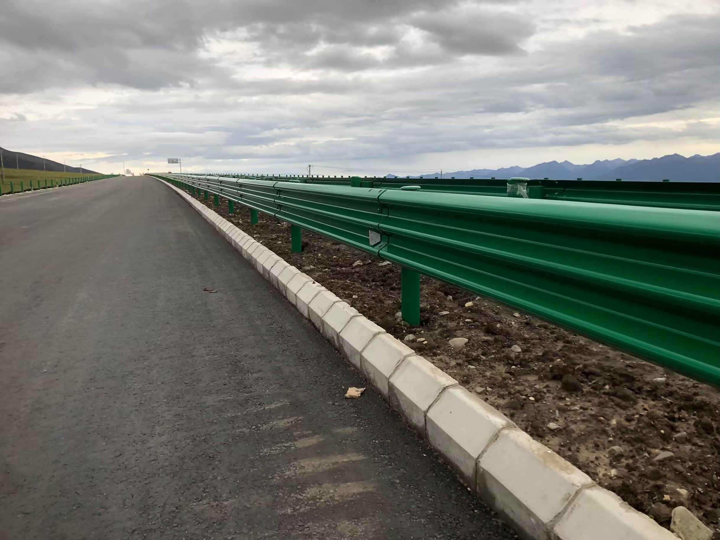 朗县乡村公路波形护栏乡村公路波形护栏 - 推荐